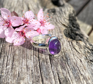 Amethyst ring small