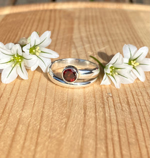 Garnet Swirl Ring