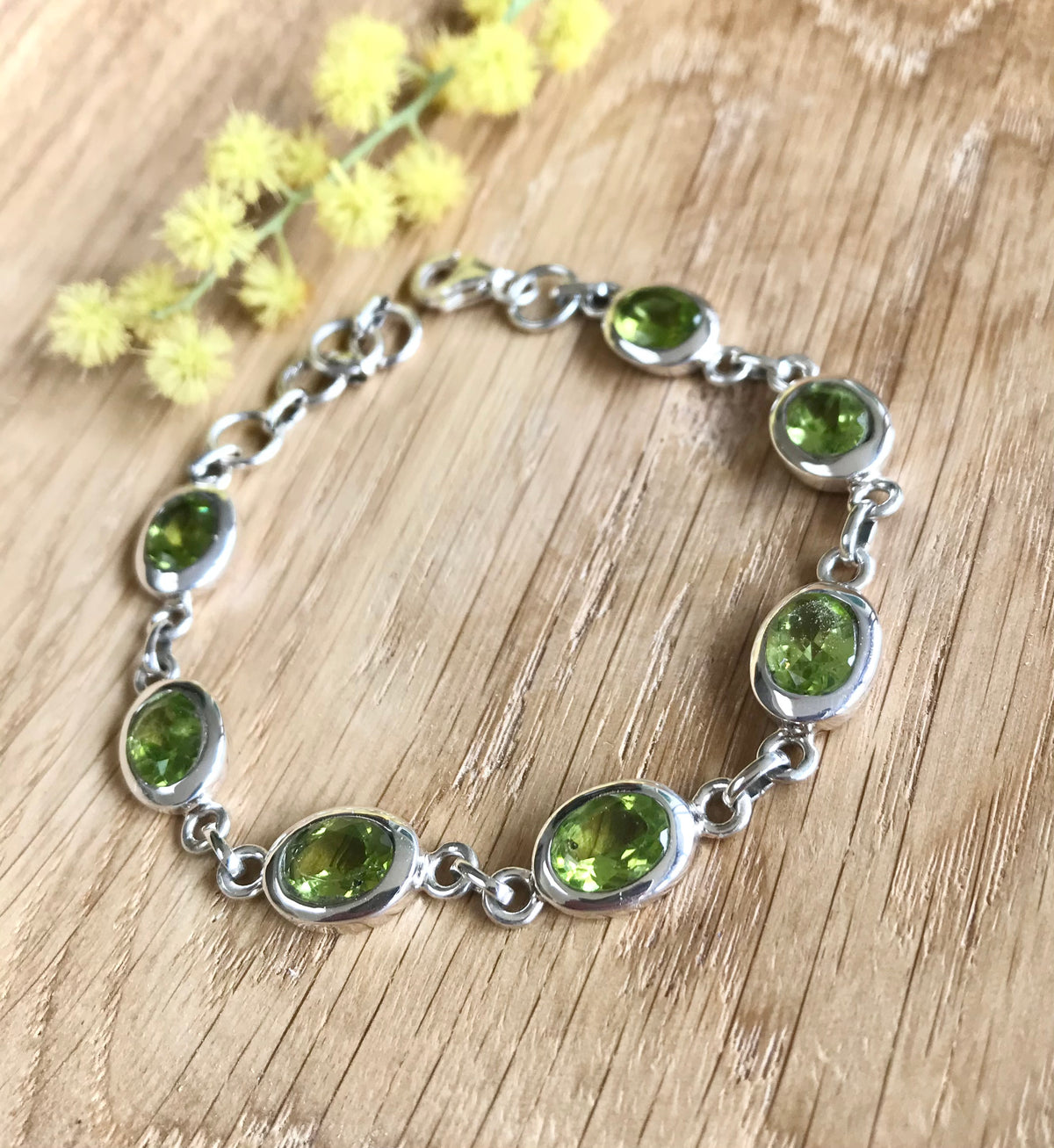 Facetted Peridot bracelet